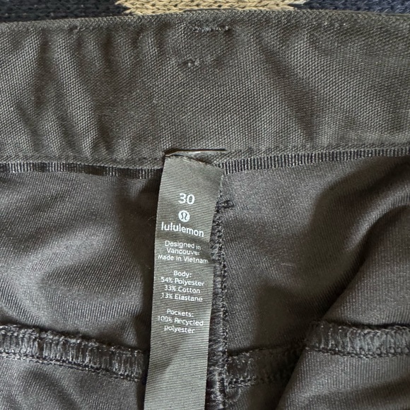 Lululemon ABC Pant - Picture 2 of 2